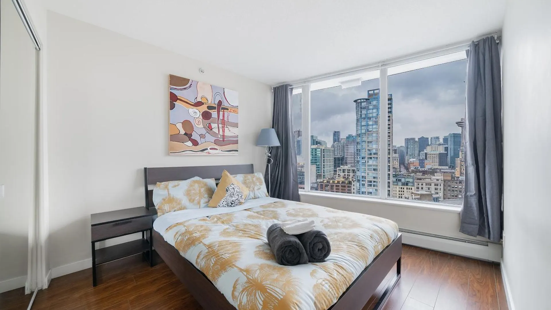 Apartman Great Ocean Mountain & City Views With One Free Parking Vancouver